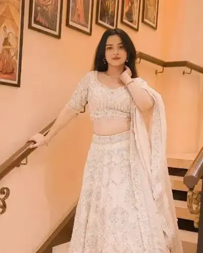 Escort Songadh